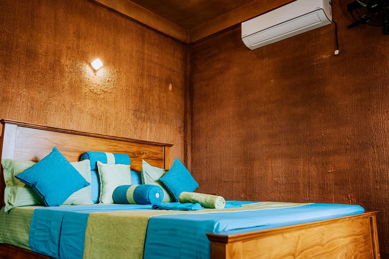 Room With AC